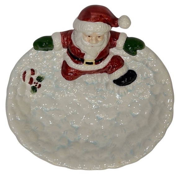 Santa on Snow Soap Dish/Candy Tray Christmas White/Red/Black Porcelain EUC - Picture 4 of 6
